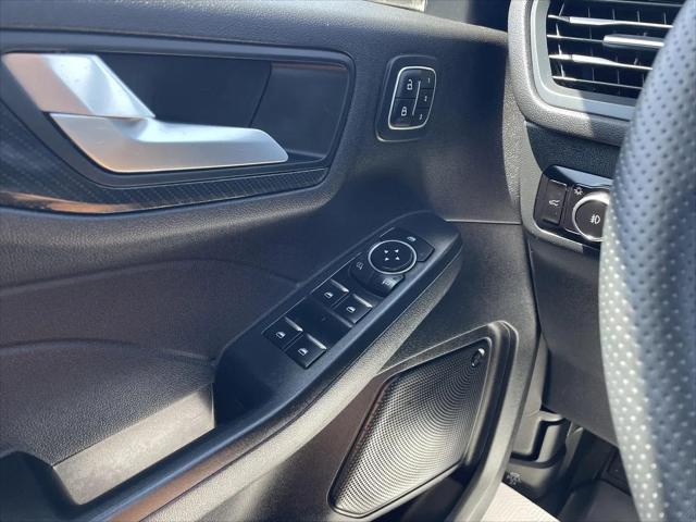 2023 Ford Escape ST-Line Elite