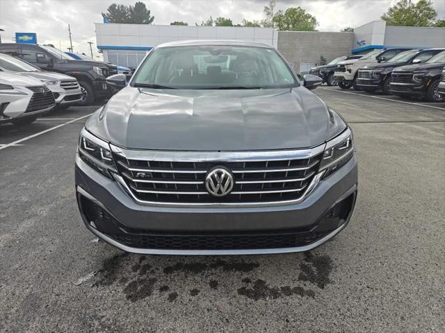 2020 Volkswagen Passat 2.0T R-Line 2020 Volkswagen Passat 2.0T R-Line
