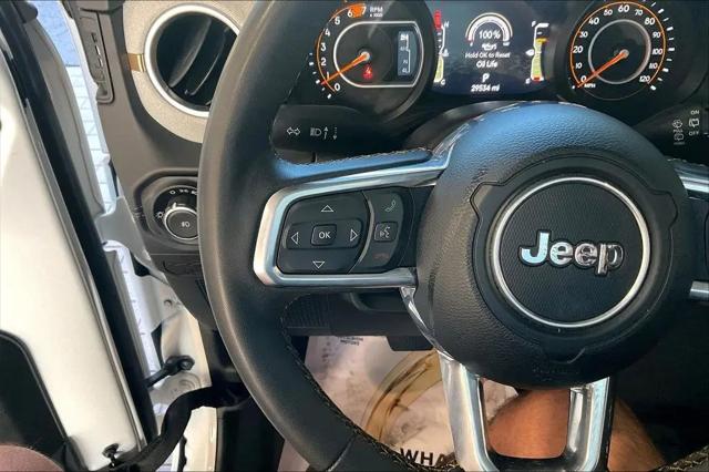 2025 Jeep Wrangler 4-Door Sahara 4x4