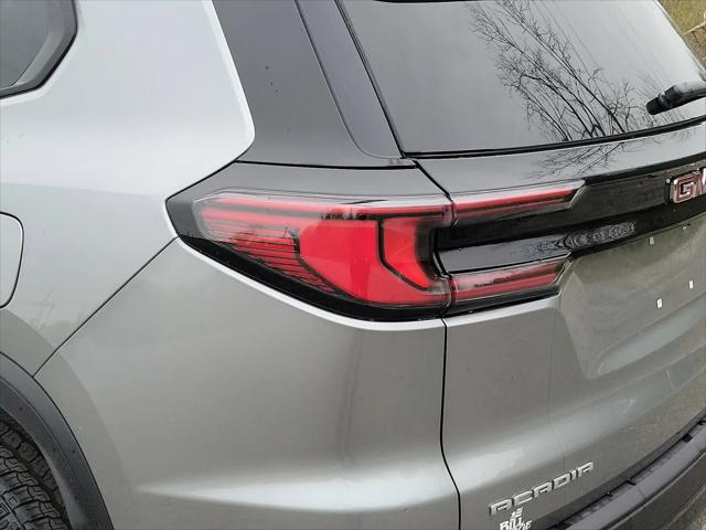 2026 GMC Acadia AT4 AWD