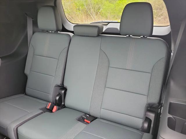 2026 GMC Acadia AT4 AWD