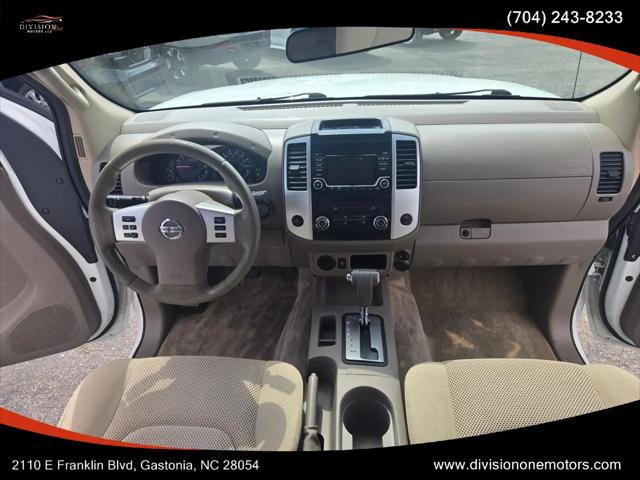 2017 Nissan Frontier SV