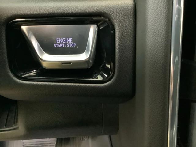 2025 GMC Yukon 4WD Denali