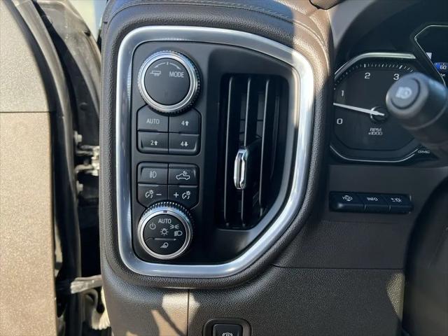 2022 GMC Sierra 3500HD 4WD Crew Cab Standard Bed Denali