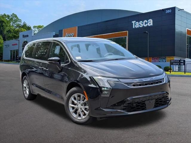 2027 Chrysler Pacifica Select for sale in Elmsford, NY