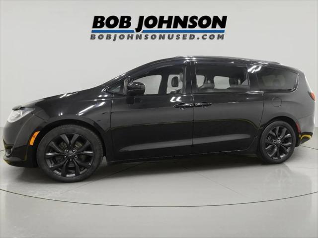 2018 Chrysler Pacifica Touring L Plus