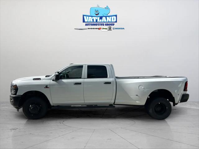 2026 Ram 3500 Tradesman Crew Cab 4x4 8' Box