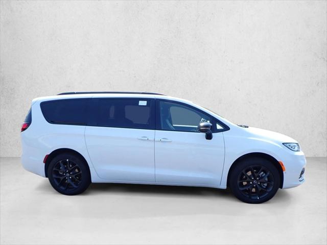 2026 Chrysler Pacifica Limited AWD