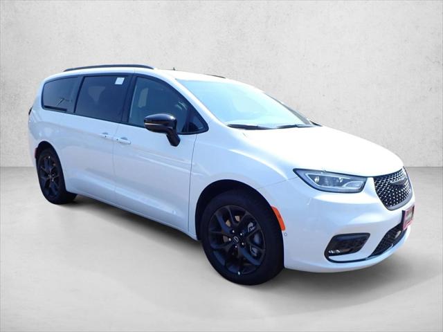 2026 Chrysler Pacifica Limited AWD