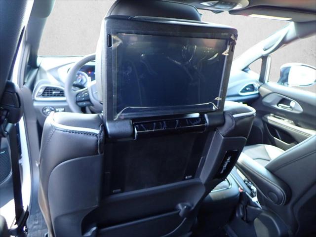 2026 Chrysler Pacifica Limited AWD