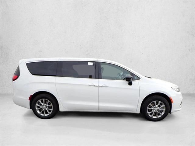 2026 Chrysler Pacifica Limited AWD