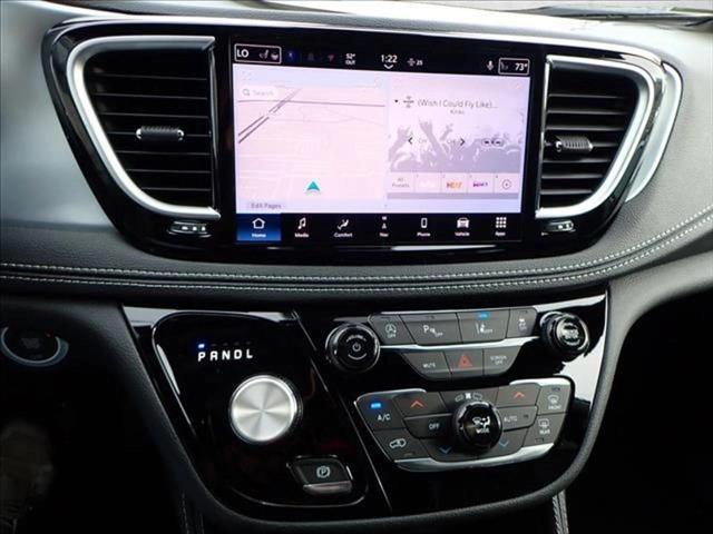 2026 Chrysler Pacifica Limited AWD