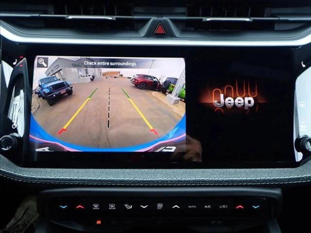 2026 Jeep Cherokee Laredo 4x4