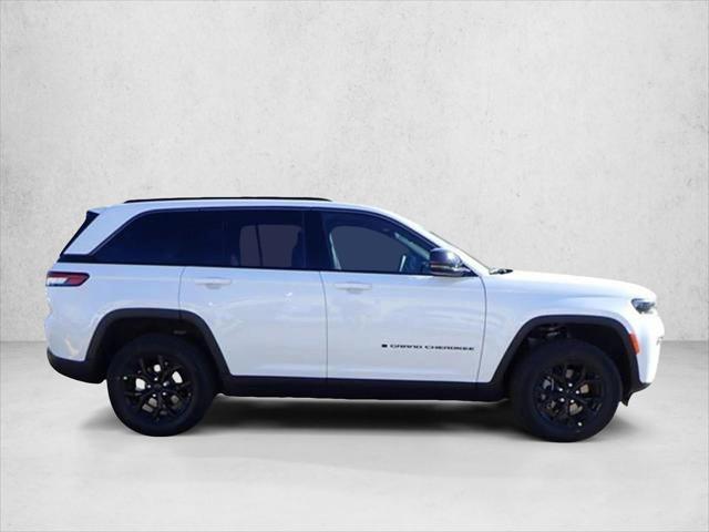 2026 Jeep Grand Cherokee Altitude 4x4