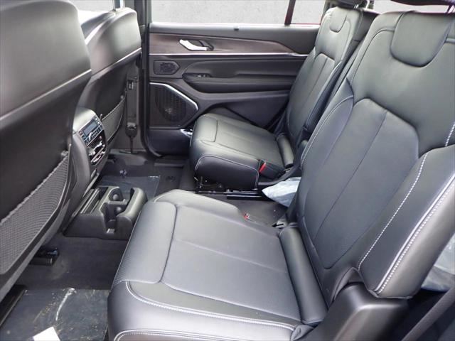 2025 Jeep Grand Cherokee Overland 4x4