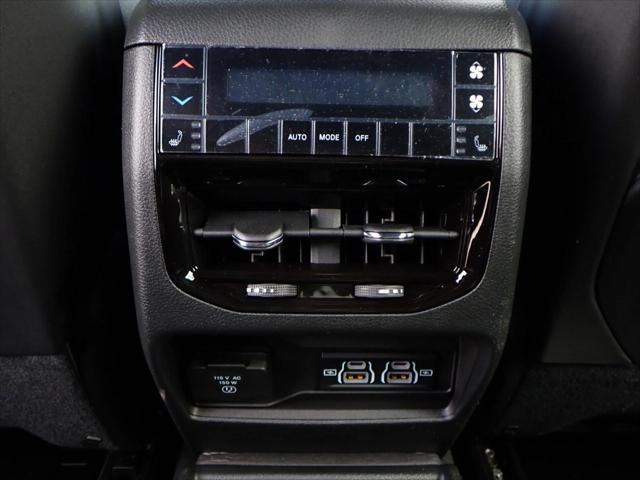 2025 Jeep Grand Cherokee Overland 4x4