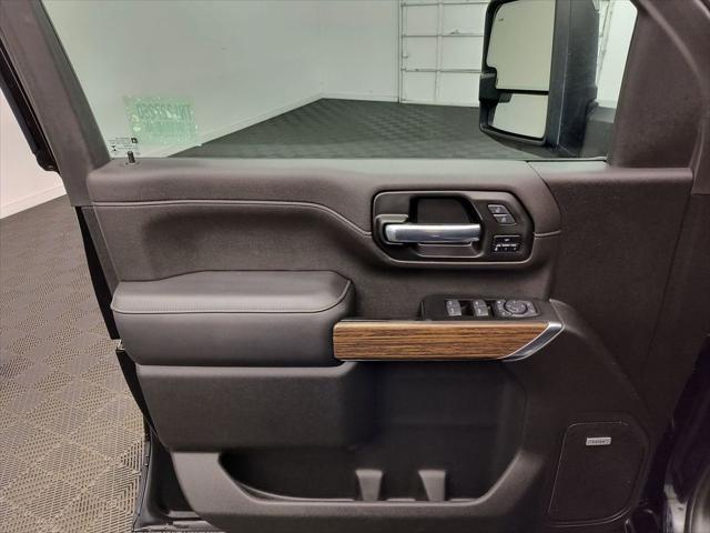2022 Chevrolet Silverado 3500HD 4WD Crew Cab Standard Bed High Country