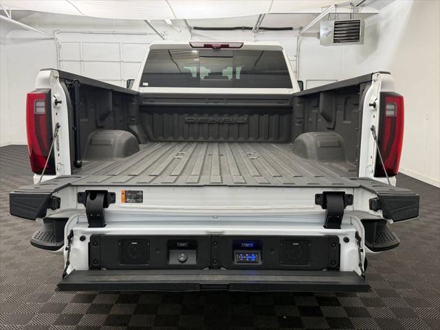 2024 GMC Sierra 3500HD 4WD Crew Cab Long Bed Denali Ultimate