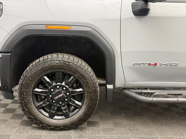 2024 GMC Sierra 3500HD 4WD Crew Cab Standard Bed AT4
