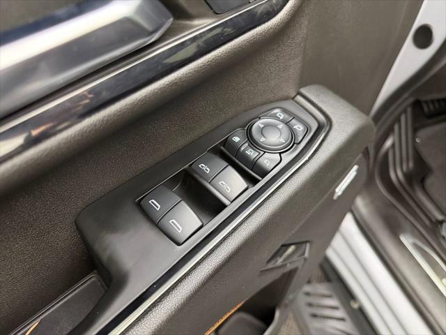2024 GMC Sierra 3500HD 4WD Crew Cab Standard Bed AT4