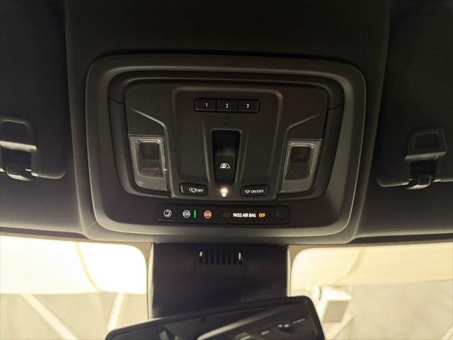2024 GMC Sierra 3500HD 4WD Crew Cab Standard Bed AT4