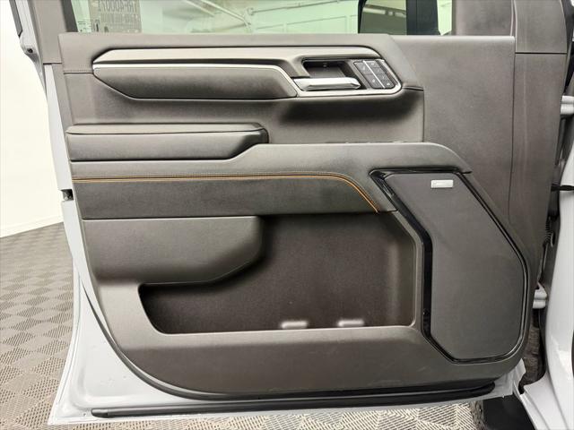 2024 GMC Sierra 3500HD 4WD Crew Cab Standard Bed AT4