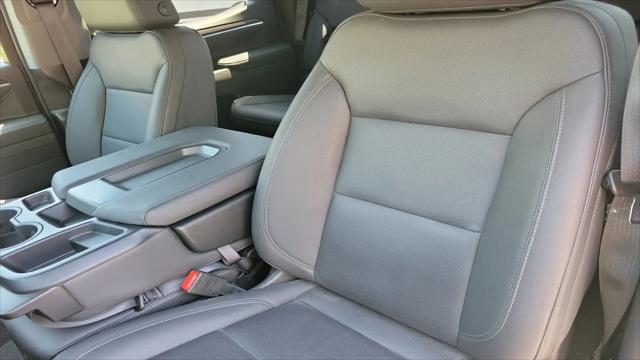 2026 GMC Sierra 1500 Crew Cab, Short Bed, SLT, 4WD