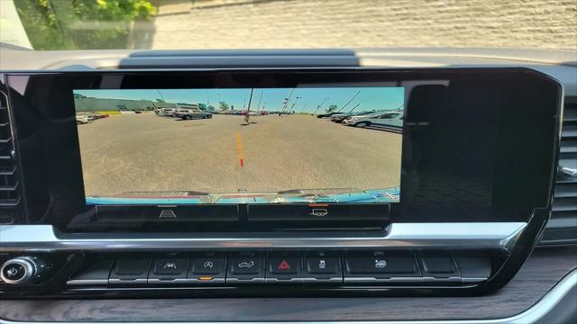 2026 GMC Sierra 1500 Crew Cab, Short Bed, SLT, 4WD
