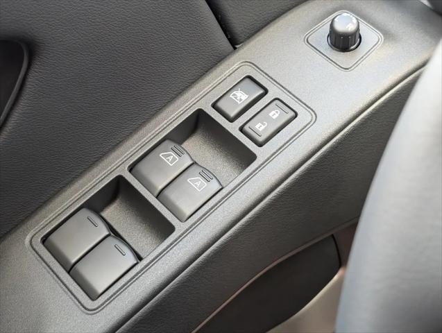 2026 Nissan Frontier Crew Cab SV 4x2