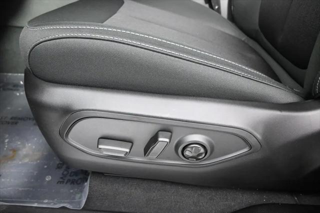 2026 Jeep Grand Cherokee L Laredo 4x4