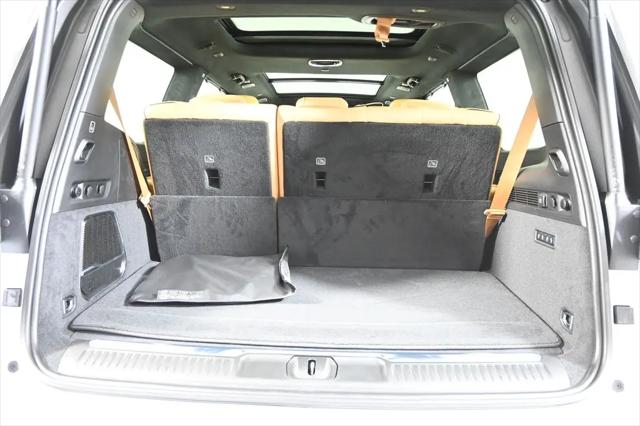 2026 Jeep Grand Wagoneer Summit Reserve 4x4