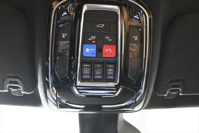 2026 Jeep Grand Wagoneer Summit Reserve 4x4