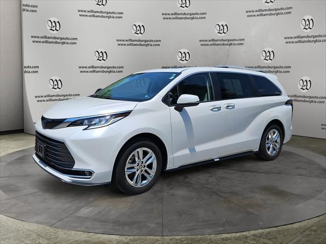 2023 Toyota Sienna Limited