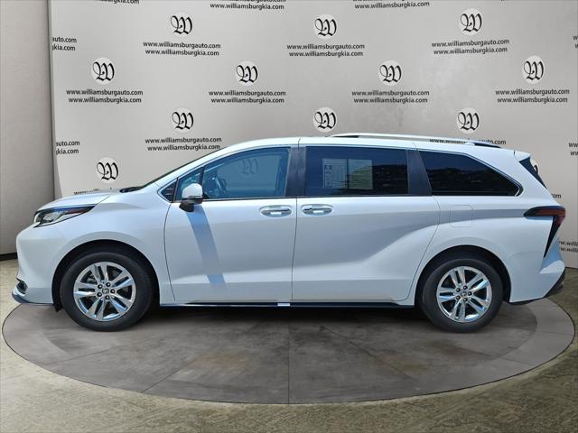 2023 Toyota Sienna Limited