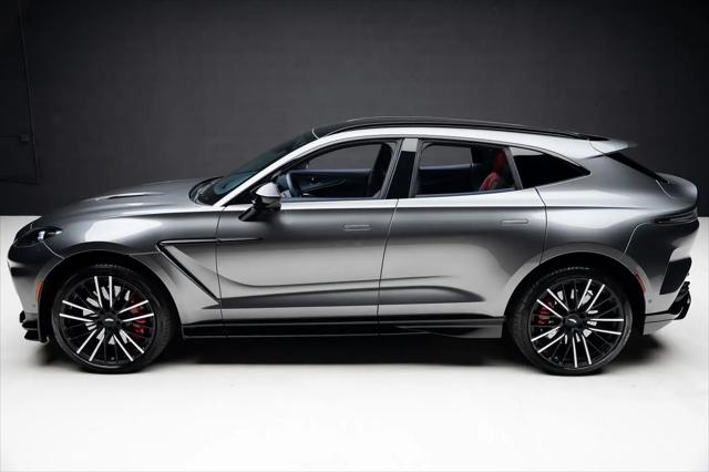 2024 Aston Martin DBX 707