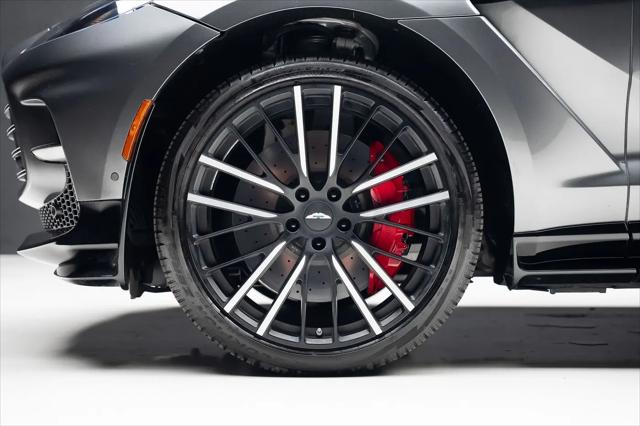 2024 Aston Martin DBX 707