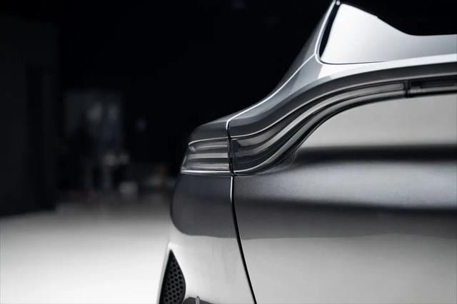 2024 Aston Martin DBX 707