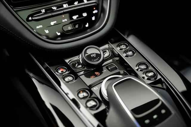 2024 Aston Martin DBX 707