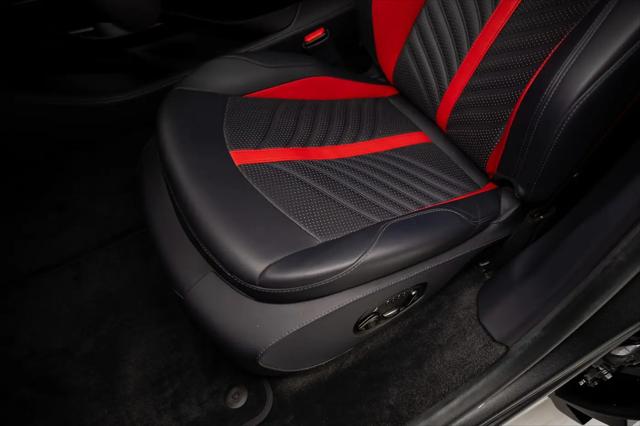2024 Aston Martin DBX 707