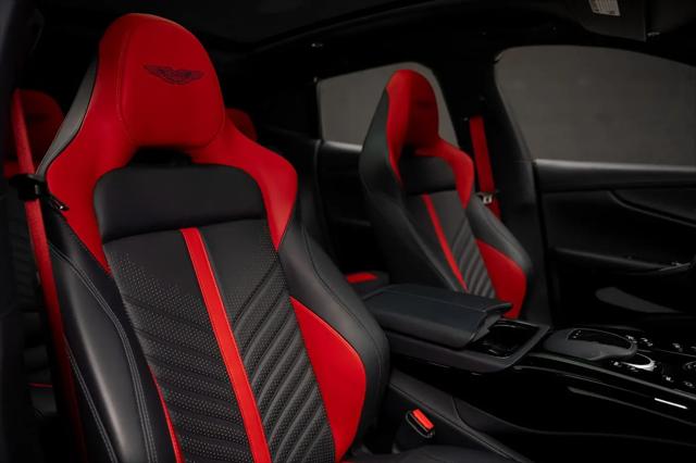 2024 Aston Martin DBX 707