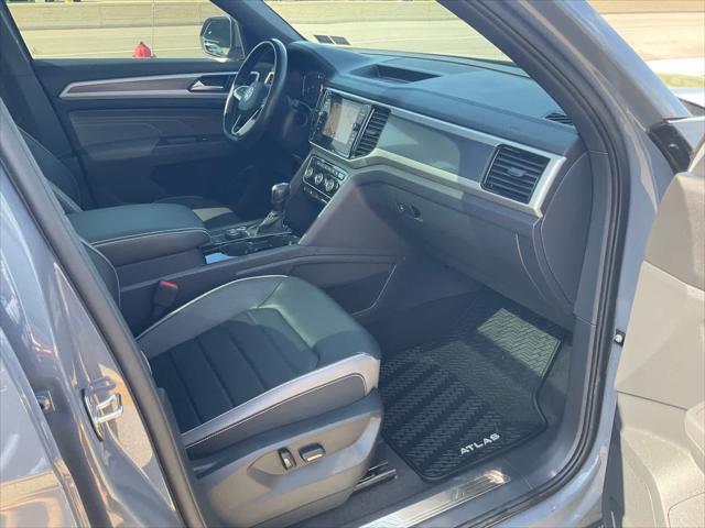 2021 Volkswagen Atlas Cross Sport 3.6L V6 SEL Premium R-Line