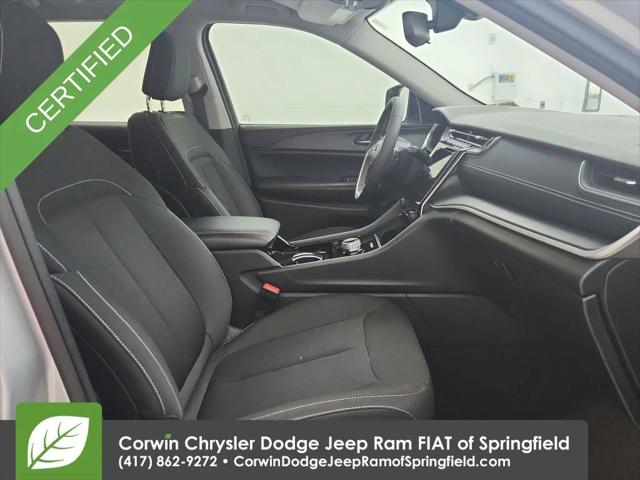 2023 Jeep Grand Cherokee L Laredo 4x4