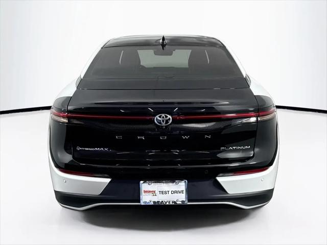 2024 Toyota Crown Platinum
