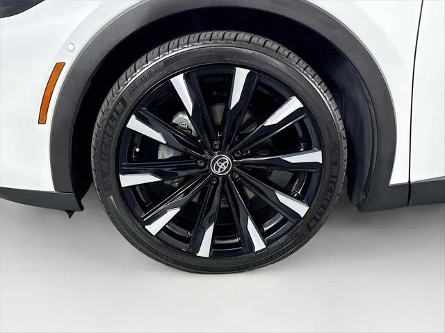 2024 Toyota Crown Platinum