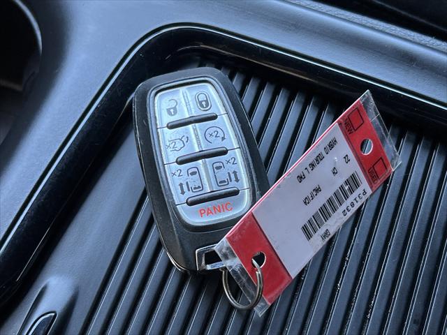 2022 Chrysler Pacifica Hybrid Touring L