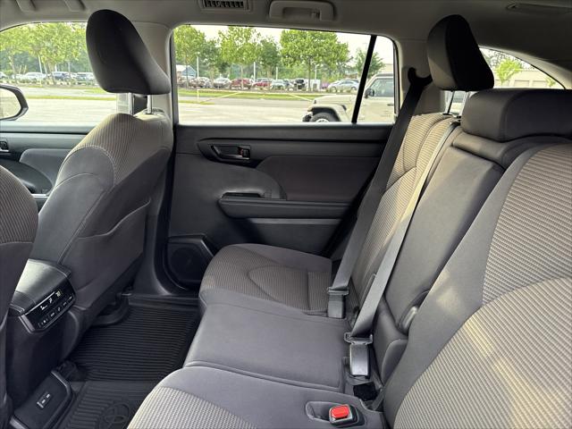2023 Toyota Highlander Platinum