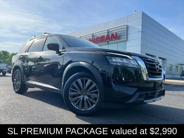 2023 Nissan Pathfinder SL 4WD