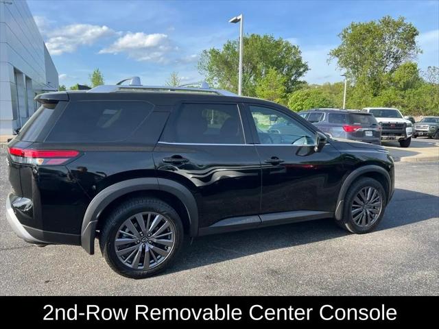 2023 Nissan Pathfinder SL 4WD
