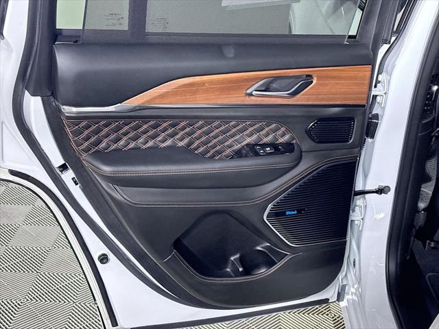 2025 Jeep Grand Cherokee Summit Reserve 4x4