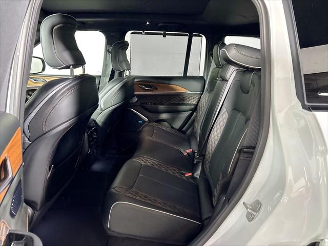 2025 Jeep Grand Cherokee Summit Reserve 4x4